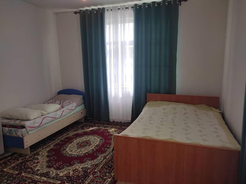 Emir Guest House In 카라콜 외부 사진