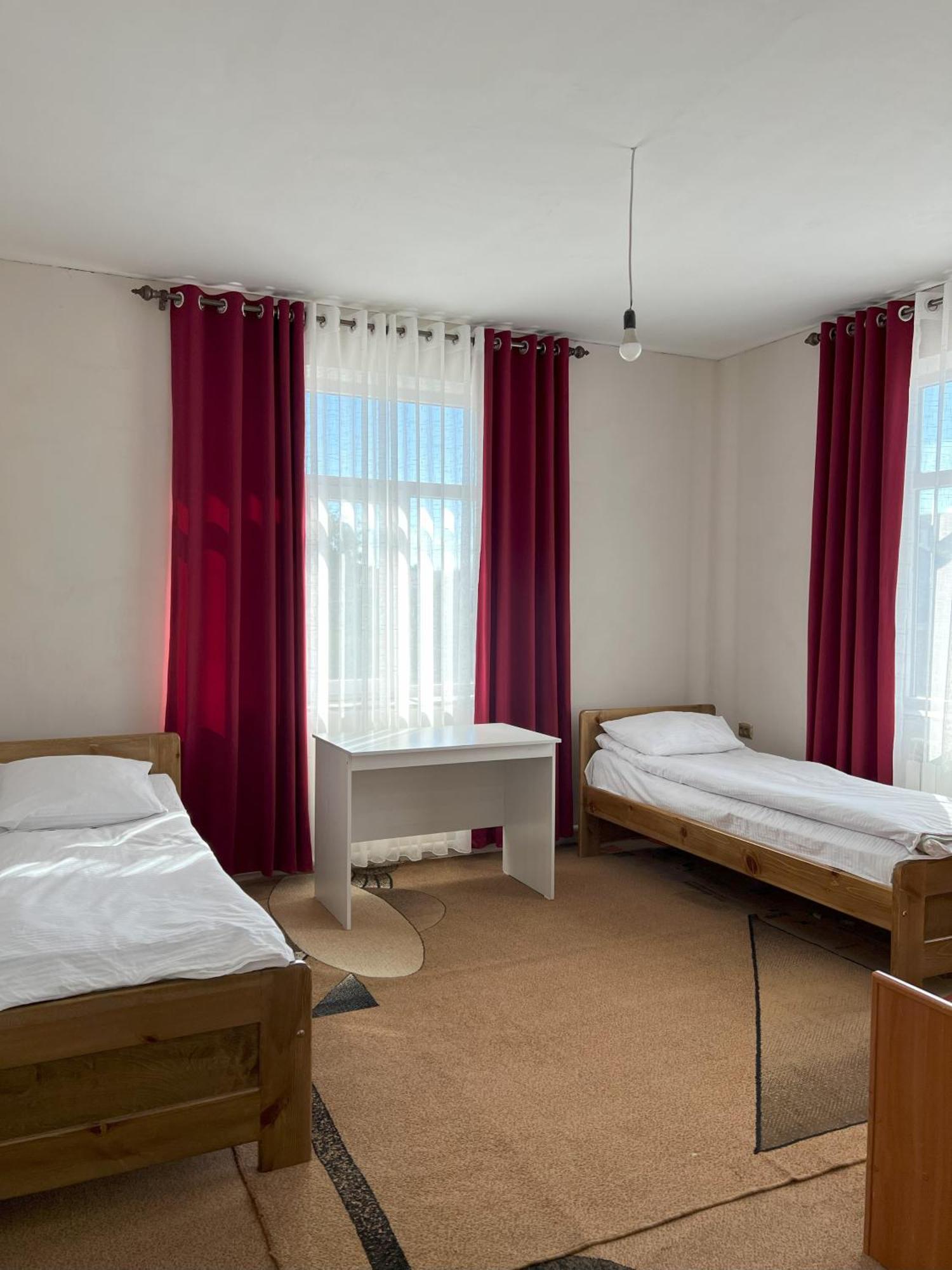 Emir Guest House In 카라콜 외부 사진